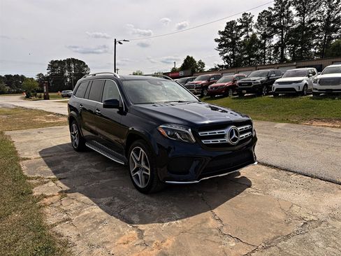 Used 2019 Mercedes-Benz GLS 550 4MATIC image 3