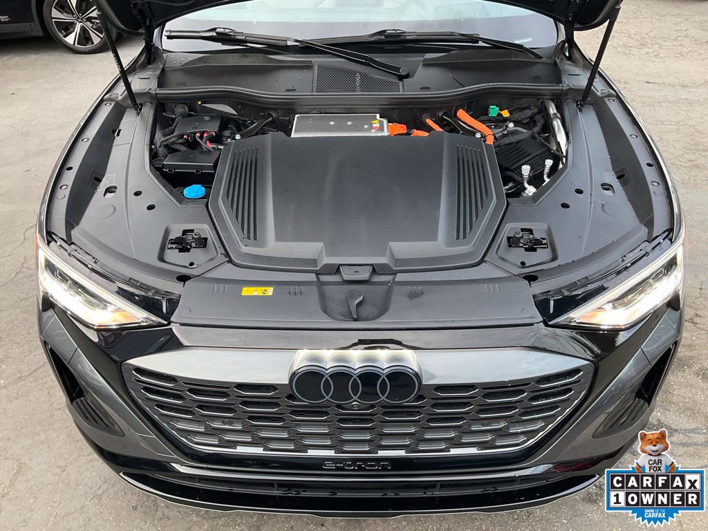 Used 2024 Audi Q8 e-tron Prestige w/ Prestige Package AWD/4WD image 16