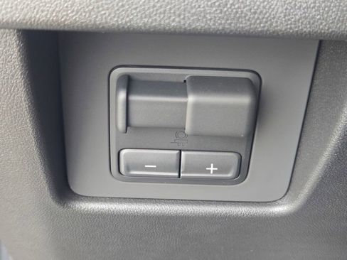 New 2026 GMC Canyon Elevation w/ Convenience Package image 27