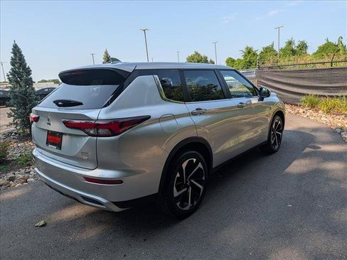Used 2024 Mitsubishi Outlander SE FWD image 5