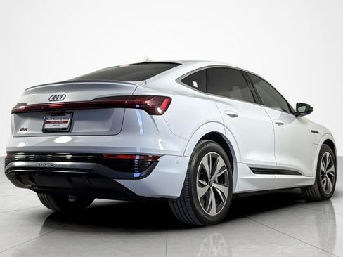 Used 2024 Audi Q8 e-tron Premium Plus w/ Premium Plus Package AWD/4WD image 5