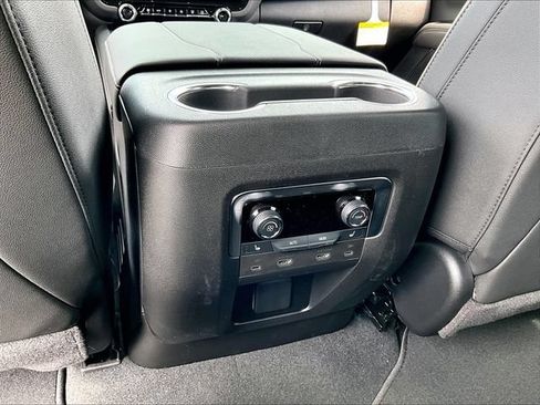 New 2026 Chevrolet Tahoe Premier AWD/4WD image 18