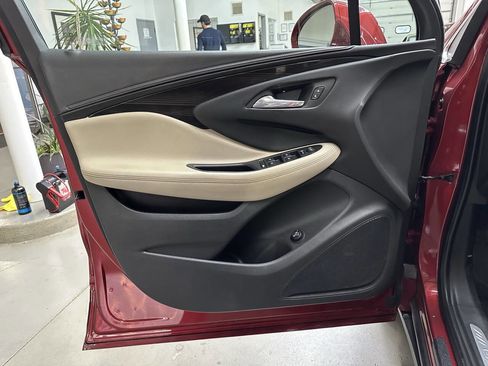 Used 2019 Buick Envision Preferred image 10