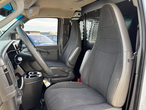 Used 2025 GMC Savana 2500 w/ Driver Convenience Package RWD image 14