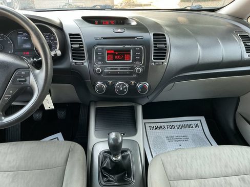 Used 2015 Kia Forte LX FWD image 16