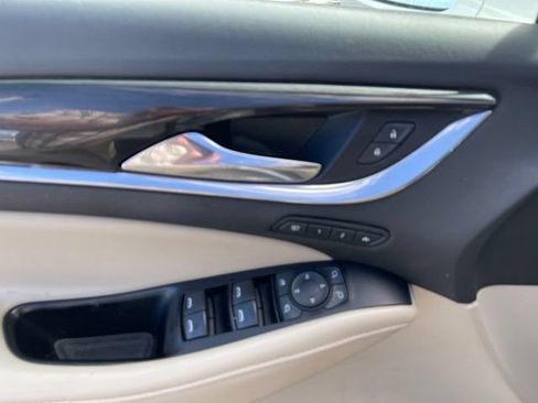 Used 2018 Buick Enclave Premium w/ Experience Buick Package AWD/4WD image 15