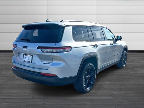 New 2025 Jeep Grand Cherokee L Limited w/ Black Appearance Package AWD/4WD image 4