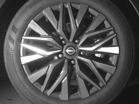 Used 2025 Nissan Altima 2.5 SV image 12