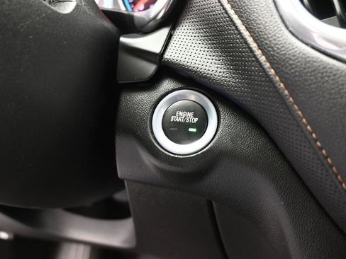 Used 2018 Chevrolet Equinox Premier image 15