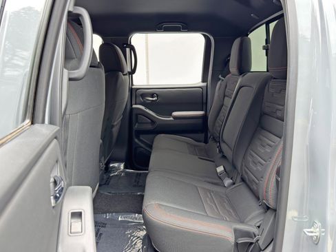 Used 2024 Nissan Frontier PRO-4X w/ Pro Convenience Package AWD/4WD image 40