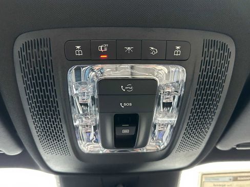 Used 2026 Mercedes-Benz GLB 250 4MATIC image 31