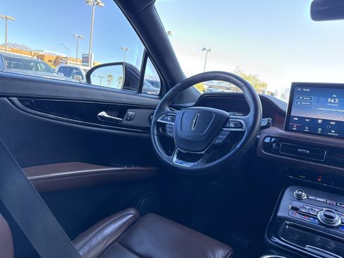 Used 2022 Lincoln Nautilus Reserve w/ Equipment Group 201A image 27