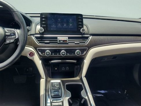Used 2021 Honda Accord EX-L image 18