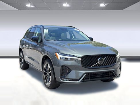 New 2026 Volvo XC60 B5 Ultra w/ Climate Package AWD/4WD image 6