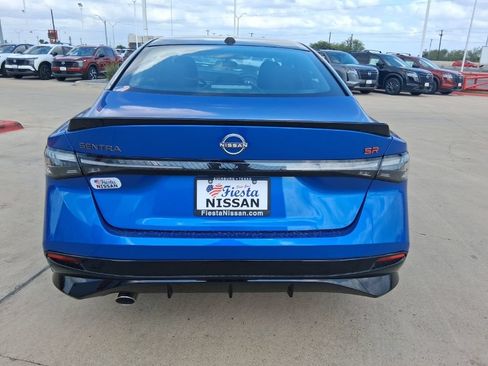 New 2026 Nissan Sentra SR w/ Floor Mat Package FWD image 6