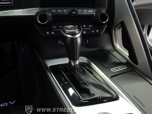 Used 2015 Chevrolet Corvette Stingray Coupe w/ 2LT Preferred Equipment Group image 39