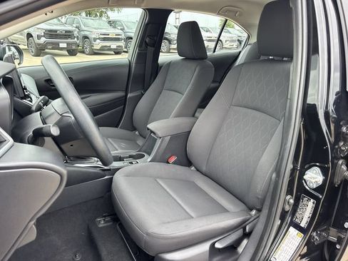 Used 2024 Toyota Corolla LE FWD image 23