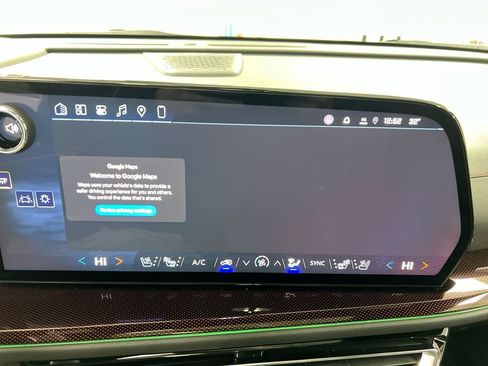 New 2026 Chevrolet Traverse RS w/ LPO, Floor Liner Package image 14