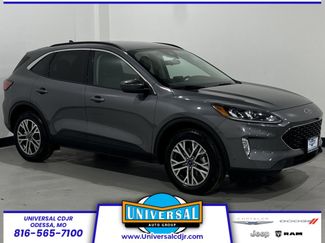 Used 2022 Ford Escape SEL video 1