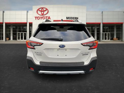 Used 2025 Subaru Outback Touring image 4