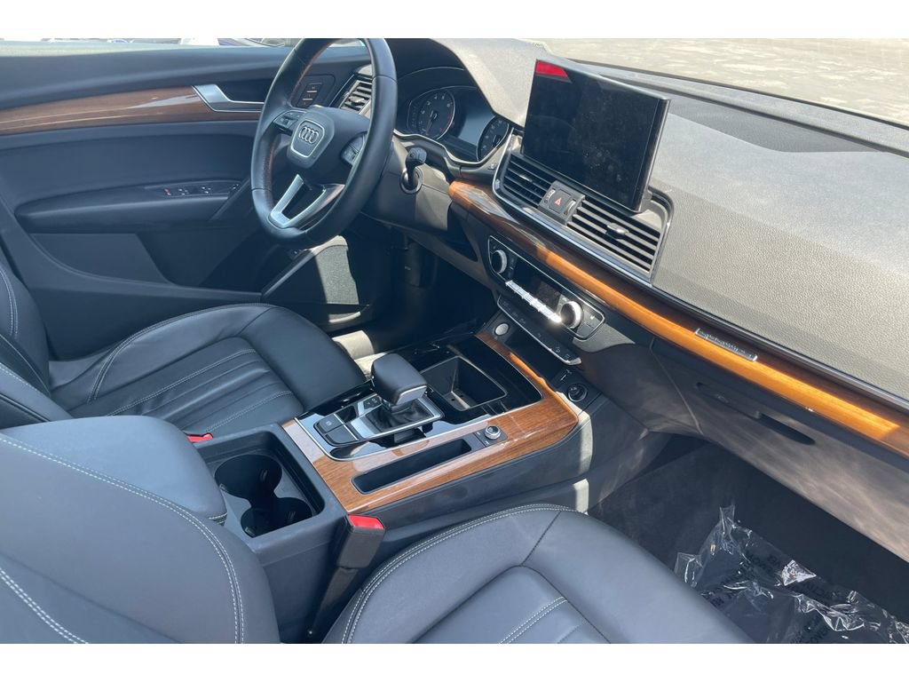 Used 2024 Audi Q5 2.0T Premium AWD/4WD image 19