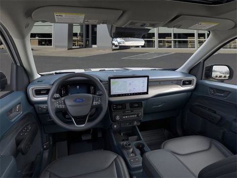 New 2025 Ford Maverick Lariat w/ Black Appearance Package image 9