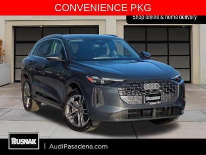 Used 2025 Audi Q5 Premium w/ Convenience Package