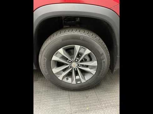 New 2026 Chevrolet Equinox LT w/ LPO, Floor Liner Package AWD/4WD image 38