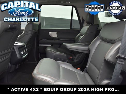 Used 2025 Ford Expedition Active image 15