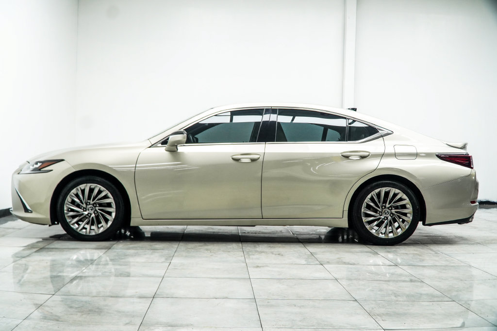 Used 2022 Lexus ES 350 Ultra Luxury w/ Accessory Package 2 FWD image 13