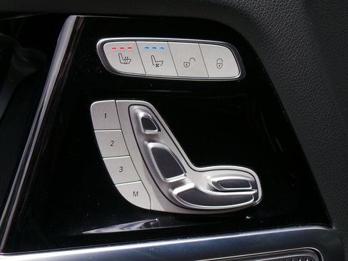 Used 2025 Mercedes-Benz G 63 AMG 4MATIC w/ Manufactur Interior Package image 16