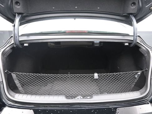 Used 2023 Hyundai Elantra Limited w/ Cargo Package image 31