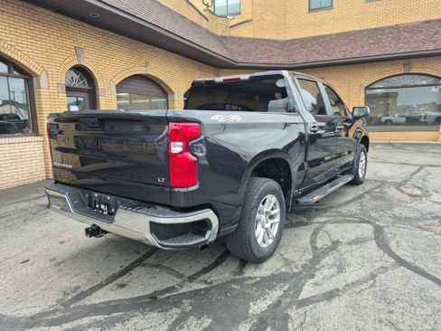 Used 2024 Chevrolet Silverado 1500 LT AWD/4WD image 7