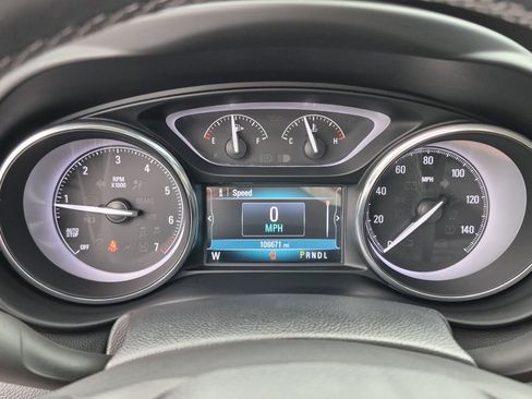 Used 2020 Buick Envision Essence FWD image 33