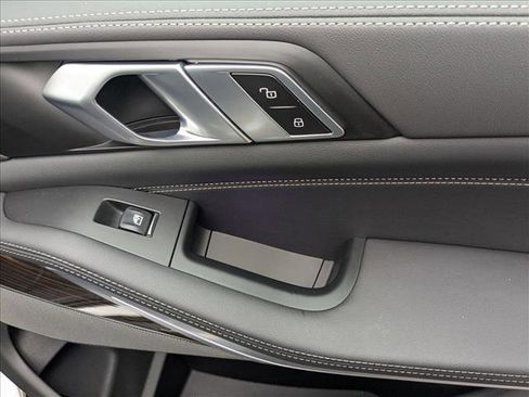 Used 2026 BMW X5 xDrive40i image 24