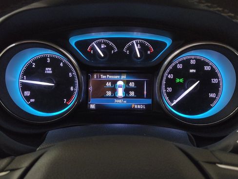 Used 2017 Buick Envision Essence FWD image 23