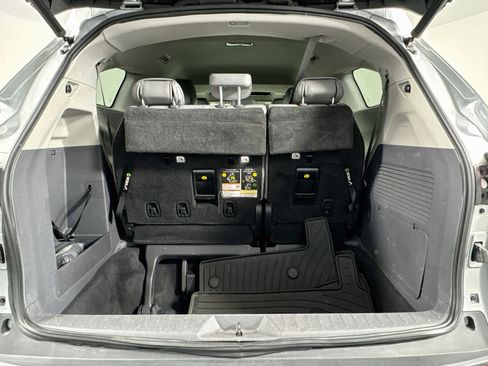 Certified 2021 Toyota Sienna XLE w/ XLE Plus Package FWD image 28