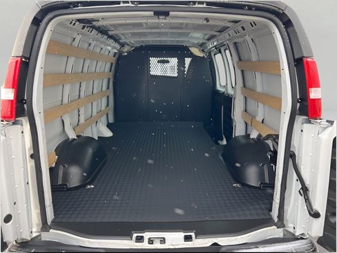 Used 2024 Chevrolet Express 2500 w/ Driver Convenience Package image 50