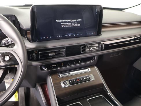 New 2026 Lincoln Aviator Reserve AWD/4WD image 5