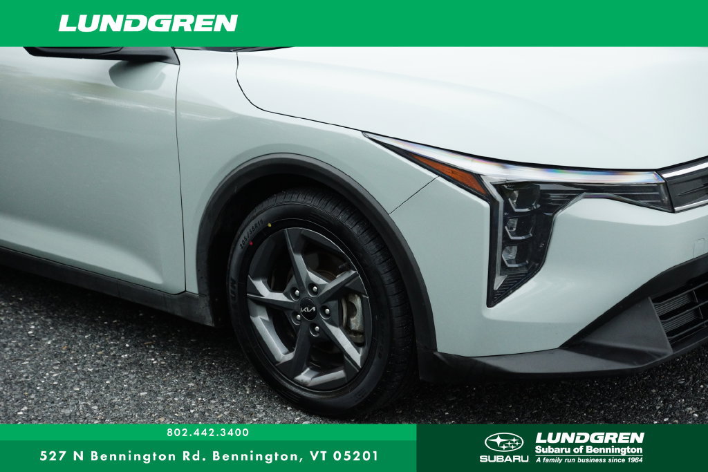 Used 2025 Kia K4 FWD image 32