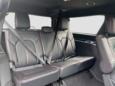 Used 2024 Ford Expedition Max Limited image 29