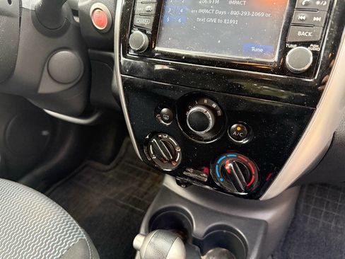 Used 2015 Nissan Versa Note SL 4dr Hatchback (midyear rele image 15