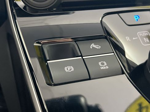 Used 2024 Toyota bZ4X XLE image 32