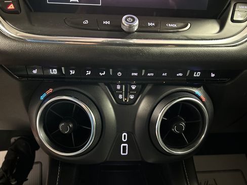 Used 2023 Chevrolet Blazer LT w/ Convenience Package FWD image 19