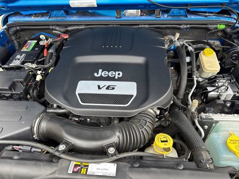 Used 2016 Jeep Wrangler Unlimited Sport w/ Quick Order Package 24S image 22