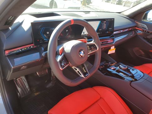 New 2026 BMW M5 Base image 9