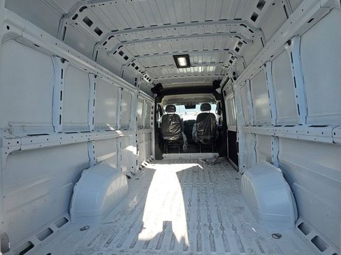 Used 2025 RAM ProMaster 3500 w/ Convenience Group FWD image 8
