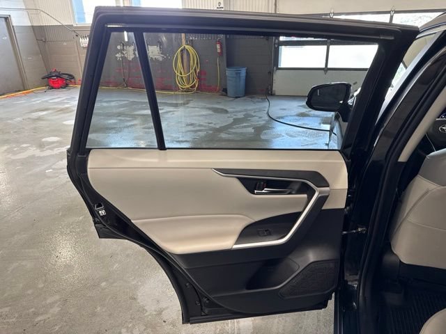 Used 2019 Toyota RAV4 XLE Premium w/ Protection Package FWD image 11