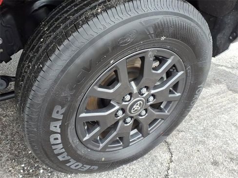 Certified 2025 Toyota 4Runner SR5 image 8