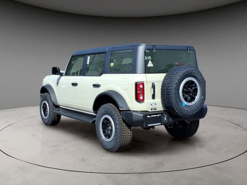 New 2026 Ford Bronco Outer Banks AWD/4WD image 3